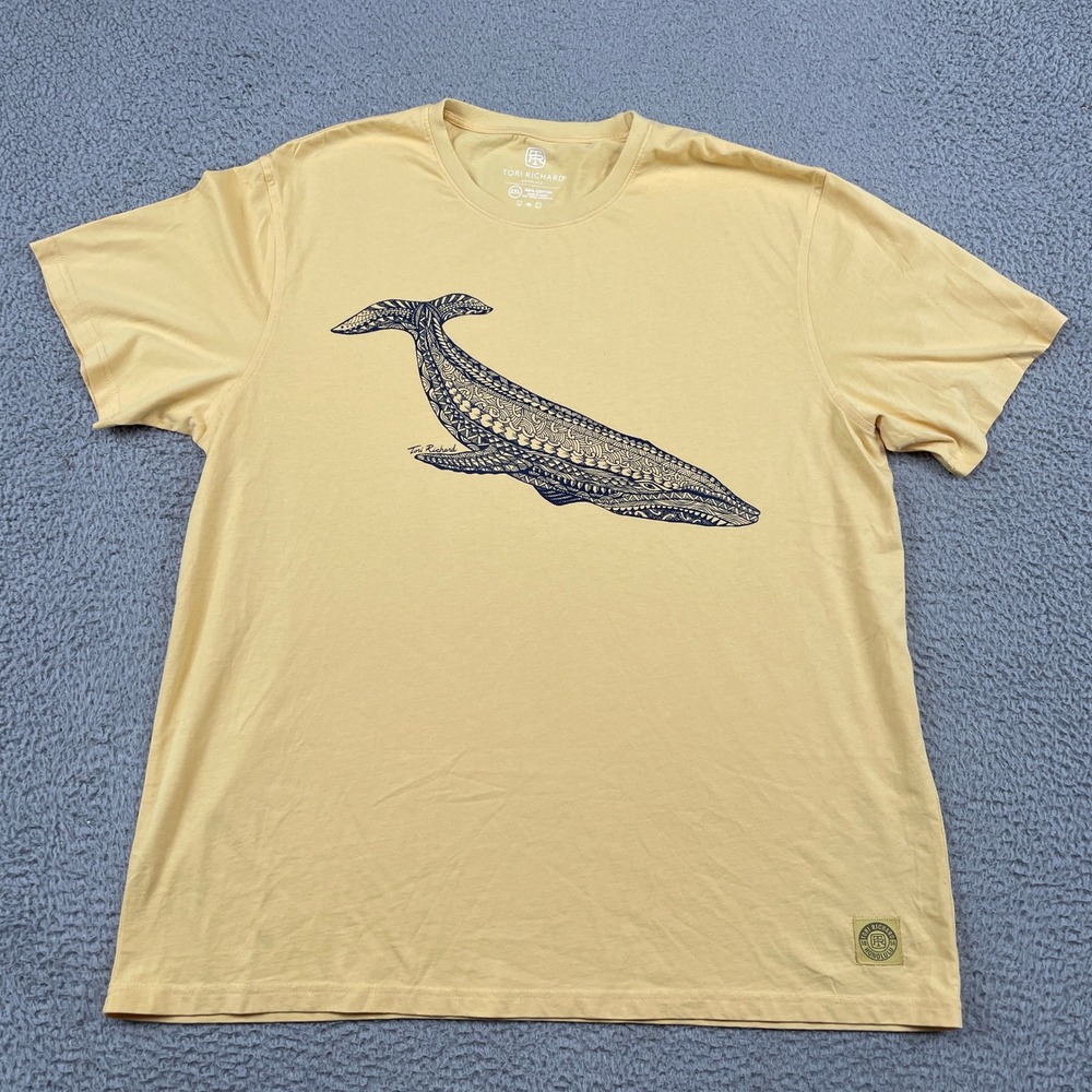 Tori Richard T-Shirt Mens 2XL Yellow Whale Graphic Short Sleeve Cotton Tee